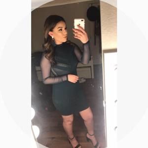 Meet your Posher, Leslie